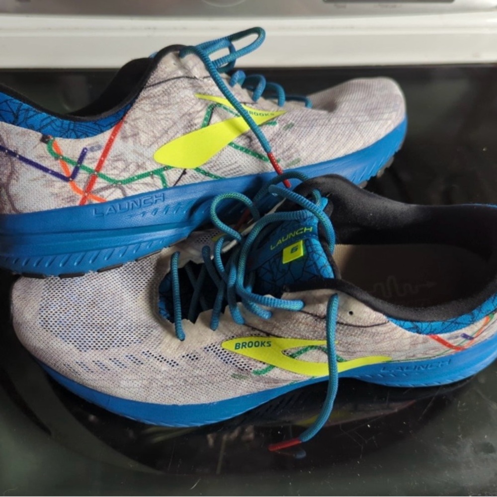 Brooks Men’s Launch 6 Special Edition Boston Marathon Shoes! Size 11 D! Like New